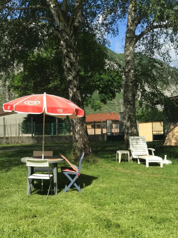 Appartement A Tarascon Sur Ariege Le Sabart Exterior foto